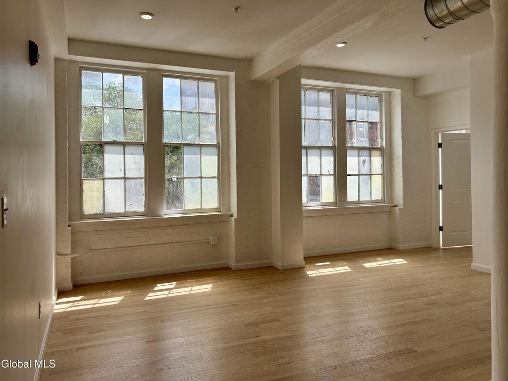 155 River Street - Photo 3