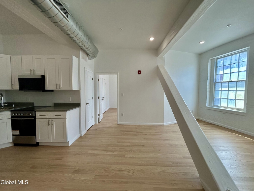 155 River Street - Photo 8