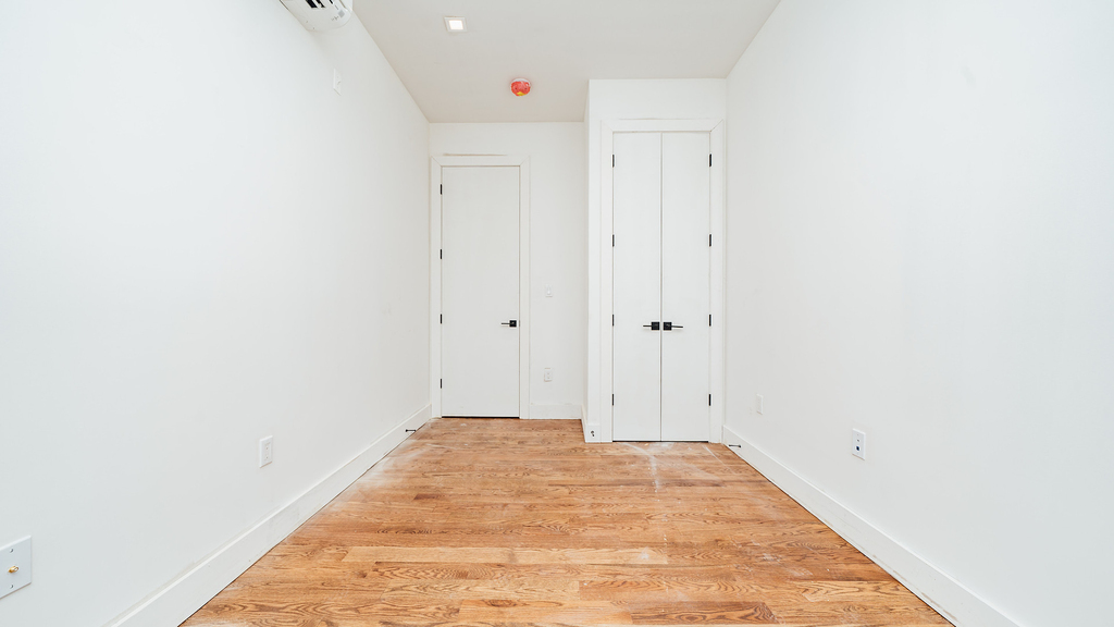 1183 Gates Ave 11221 - Photo 7