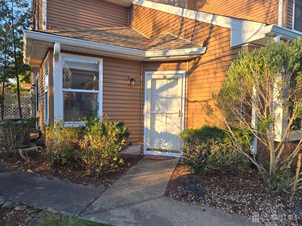 6 Driftwood Drive - Photo 1