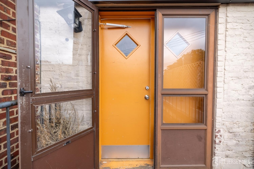 353 Springfield Avenue - Photo 2