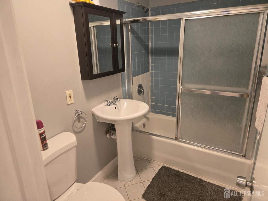 143 College Drive - Photo 4