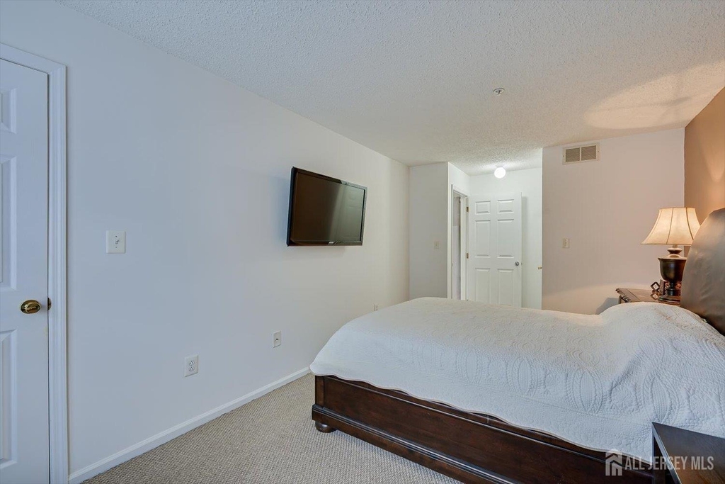 150 Prestwick Way - Photo 16