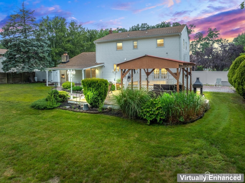 16 London Drive - Photo 45