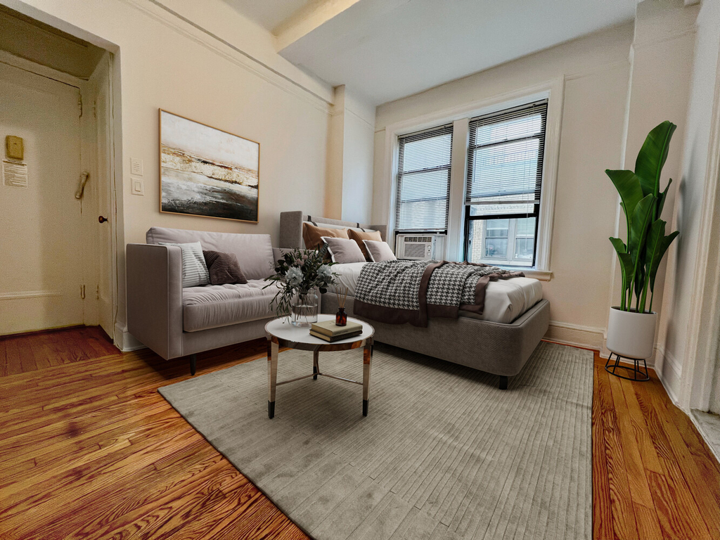 155 E 52nd Street - Photo 0