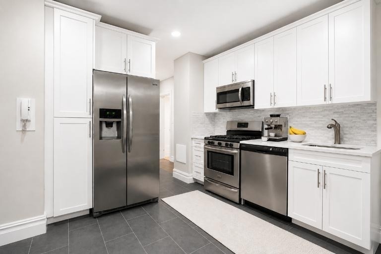 168 W 86th Street - Photo 3