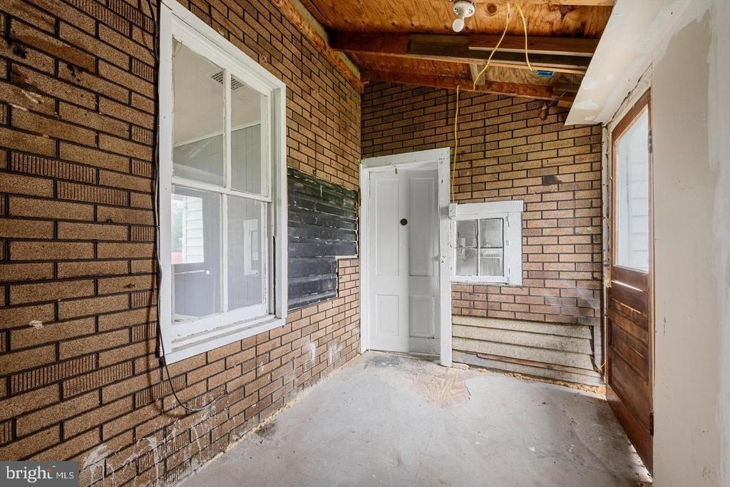 309 N Lawrence Street - Photo 11