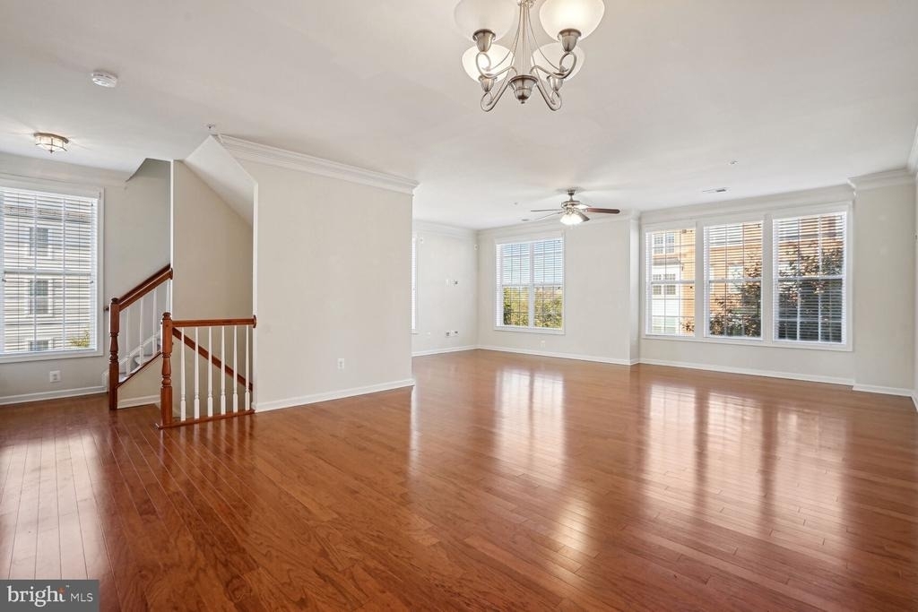 43085 Thoroughfare Gap Terrace - Photo 3