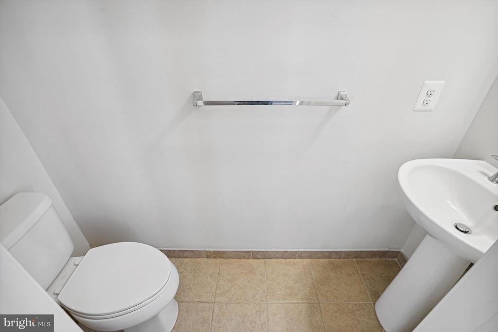 43085 Thoroughfare Gap Terrace - Photo 10