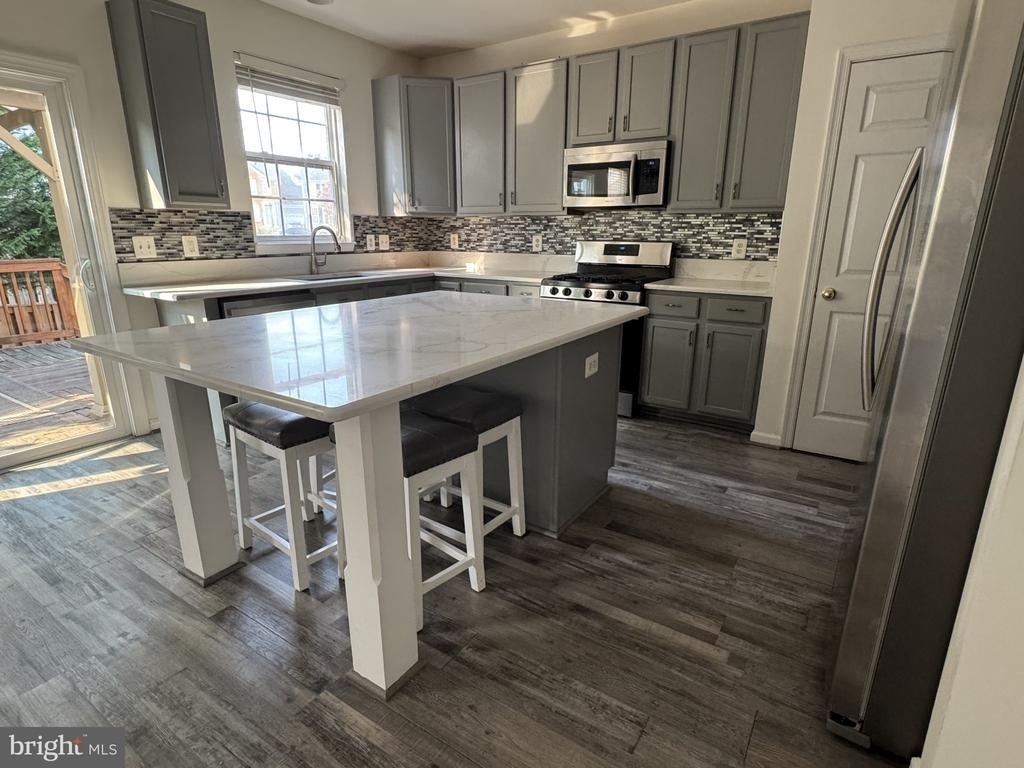 336 Baish Drive Se - Photo 2