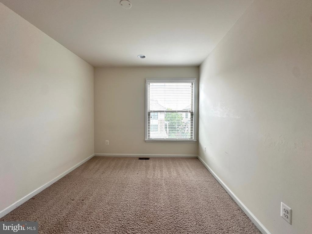 23451 Epperson Square - Photo 36