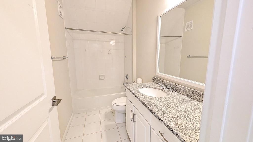 23235 Milltown Knoll Square - Photo 22