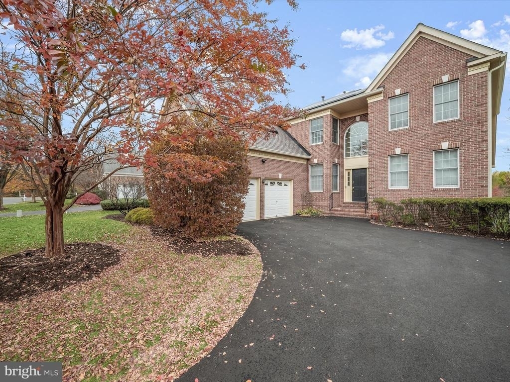 43480 Foxgrove Court - Photo 0