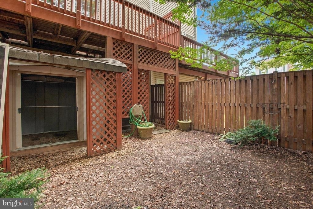 20413 Elm Grove Terrace - Photo 33