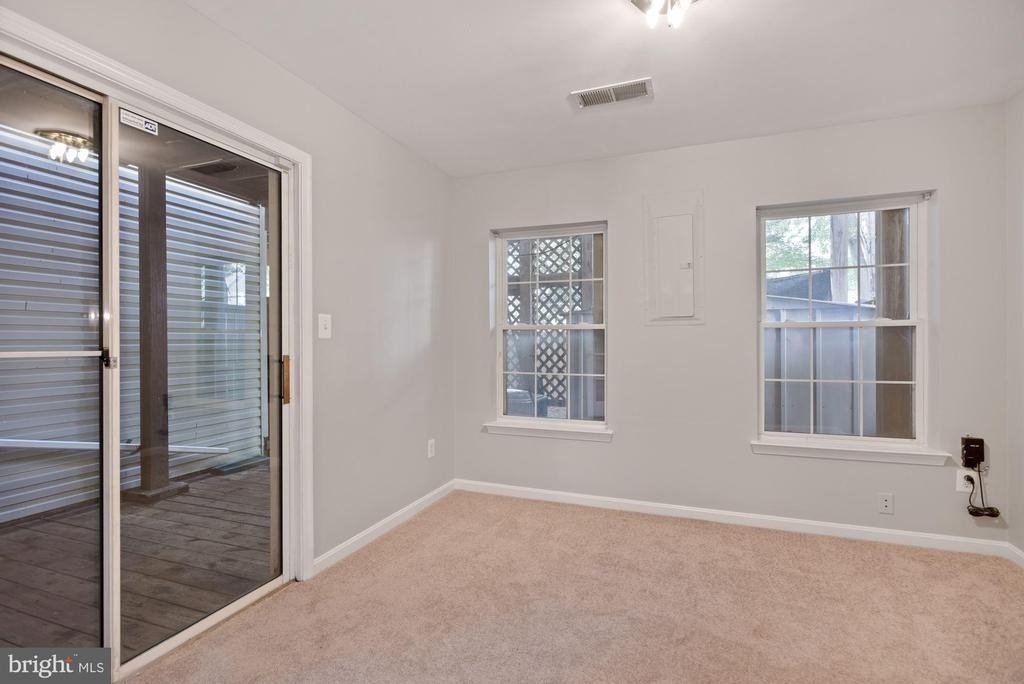 20413 Elm Grove Terrace - Photo 6