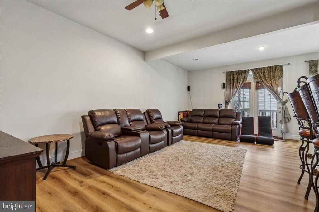 25128 Deerhurst Terrace - Photo 4