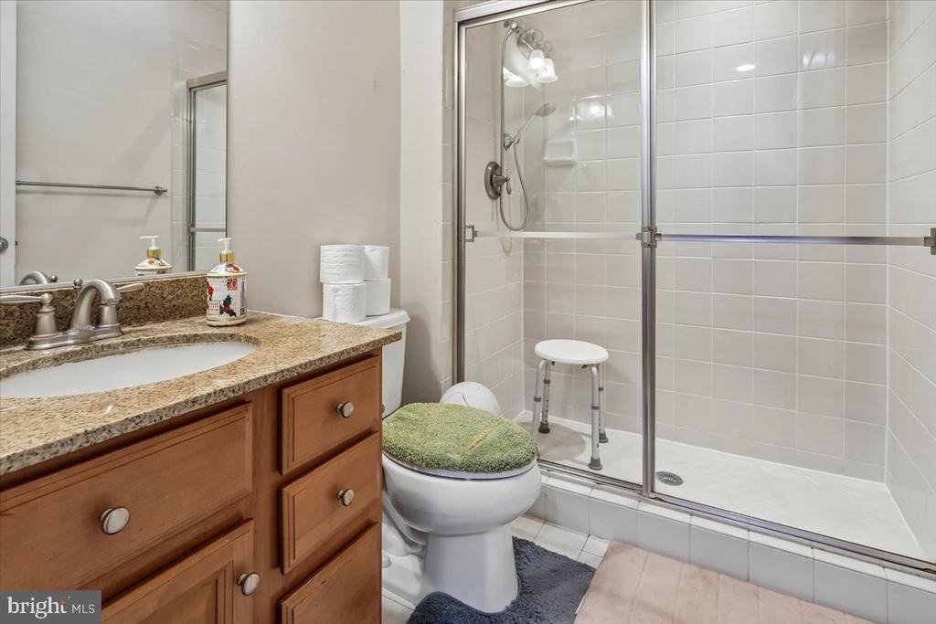 25128 Deerhurst Terrace - Photo 17