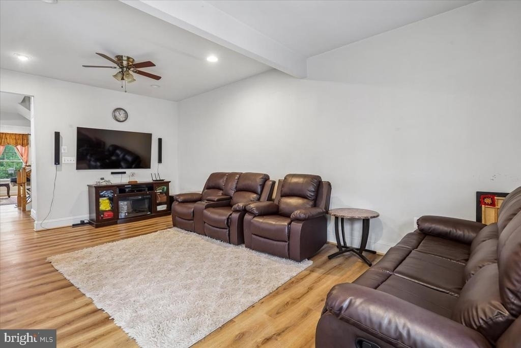 25128 Deerhurst Terrace - Photo 5