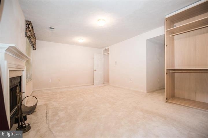 8359 Regal Oak Court - Photo 24