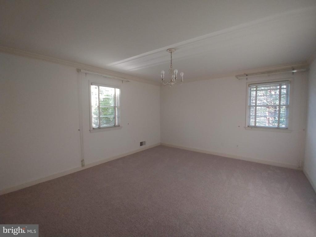 1429 Laburnum Street - Photo 16
