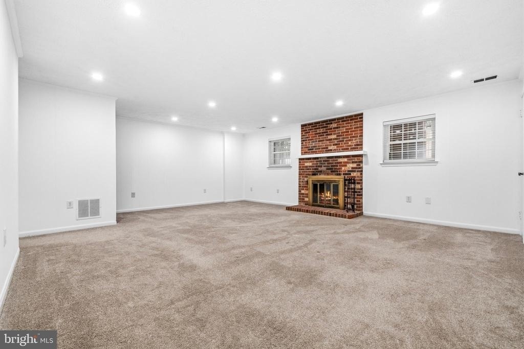 3979 Burning Bush Court - Photo 26