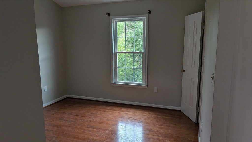 9601 Woodedge Drive - Photo 13