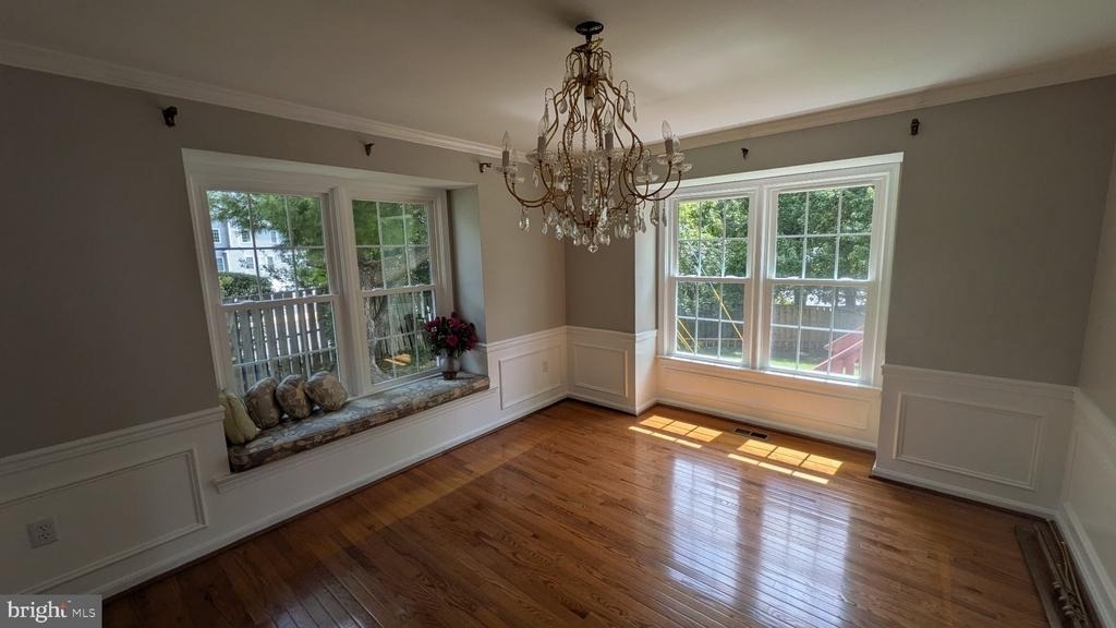 9601 Woodedge Drive - Photo 6