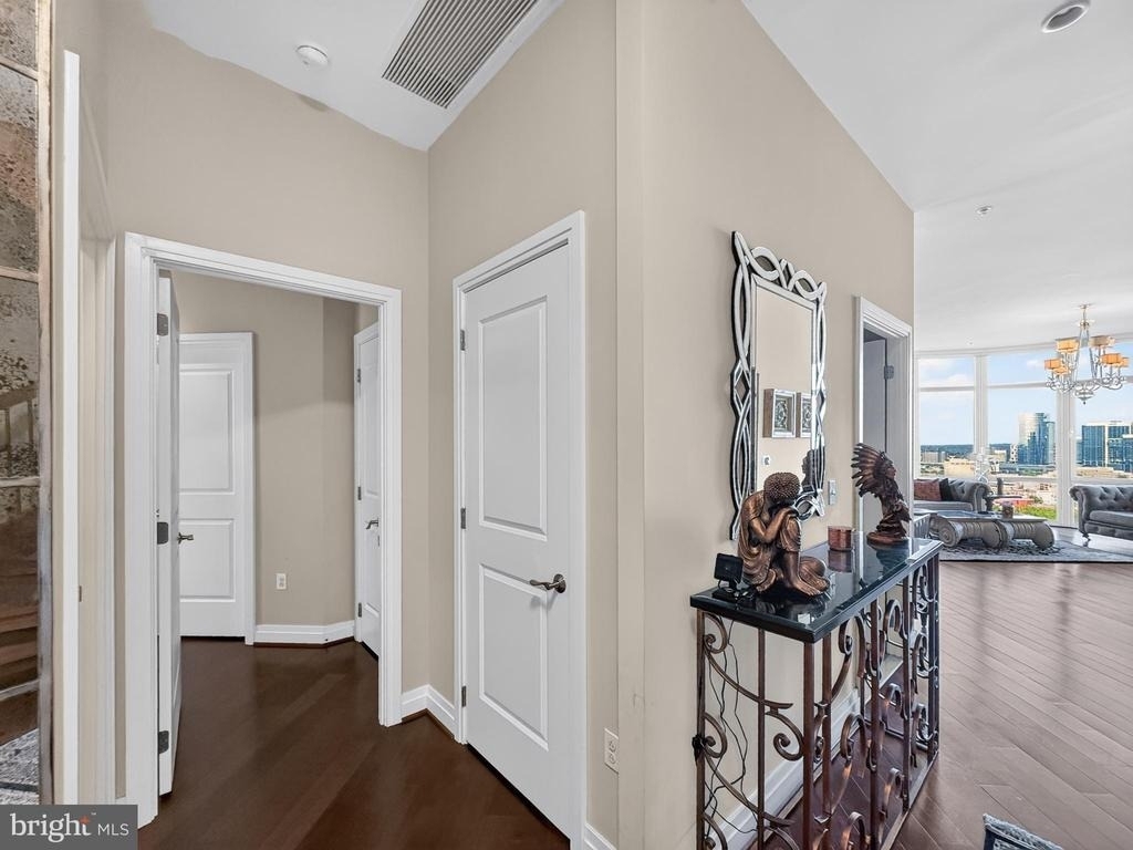 8220 Crestwood Heights Drive - Photo 5