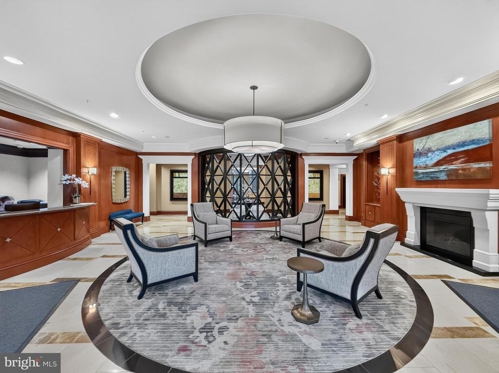 8220 Crestwood Heights Drive - Photo 2