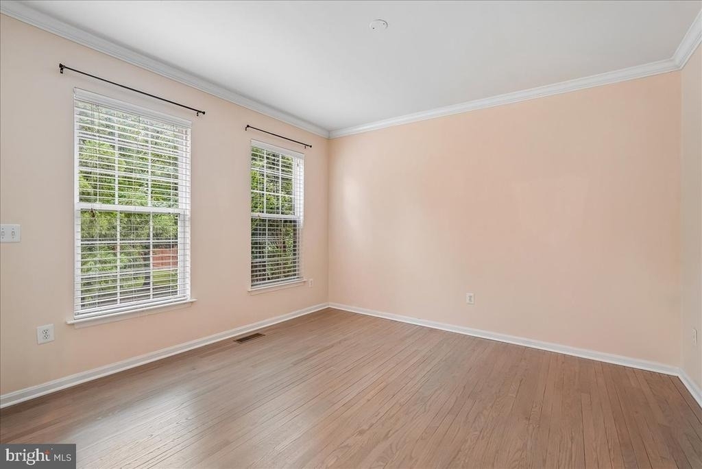 905 Royal Elm Court - Photo 6
