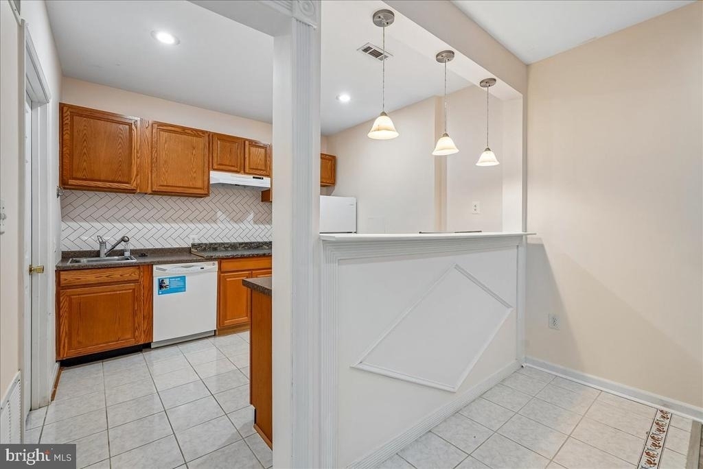 905 Royal Elm Court - Photo 49