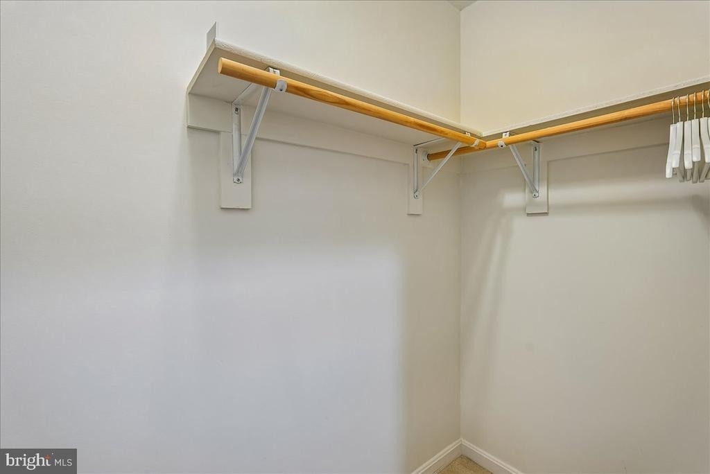905 Royal Elm Court - Photo 39