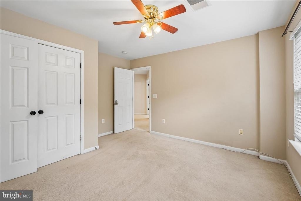 905 Royal Elm Court - Photo 42