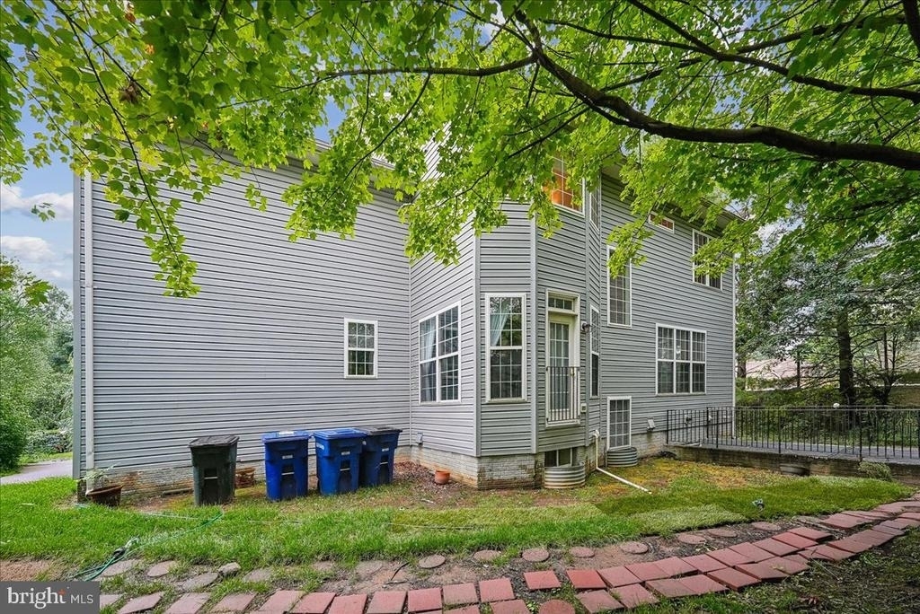 905 Royal Elm Court - Photo 64