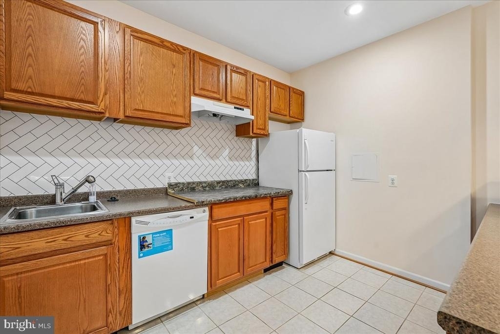 905 Royal Elm Court - Photo 50