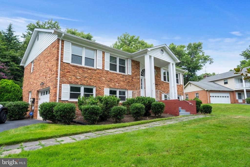 8020 Agin Court - Photo 2