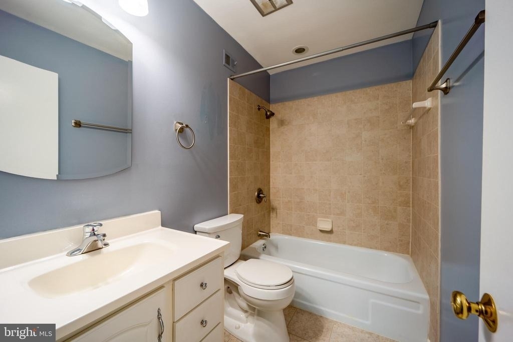 2455 Pyrenees Court - Photo 22