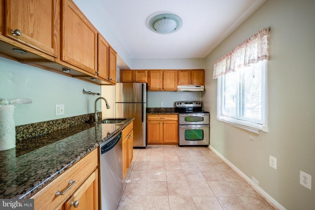 2455 Pyrenees Court - Photo 4