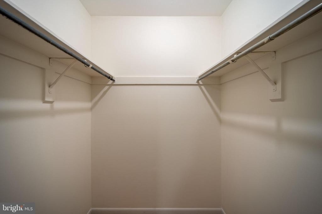 2455 Pyrenees Court - Photo 15
