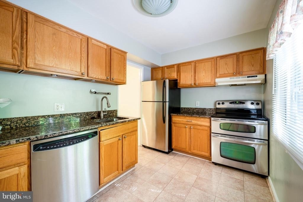 2455 Pyrenees Court - Photo 6