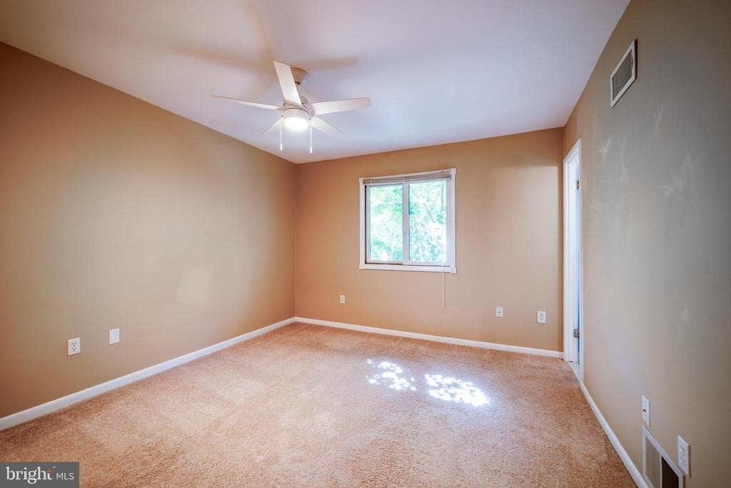 2455 Pyrenees Court - Photo 14