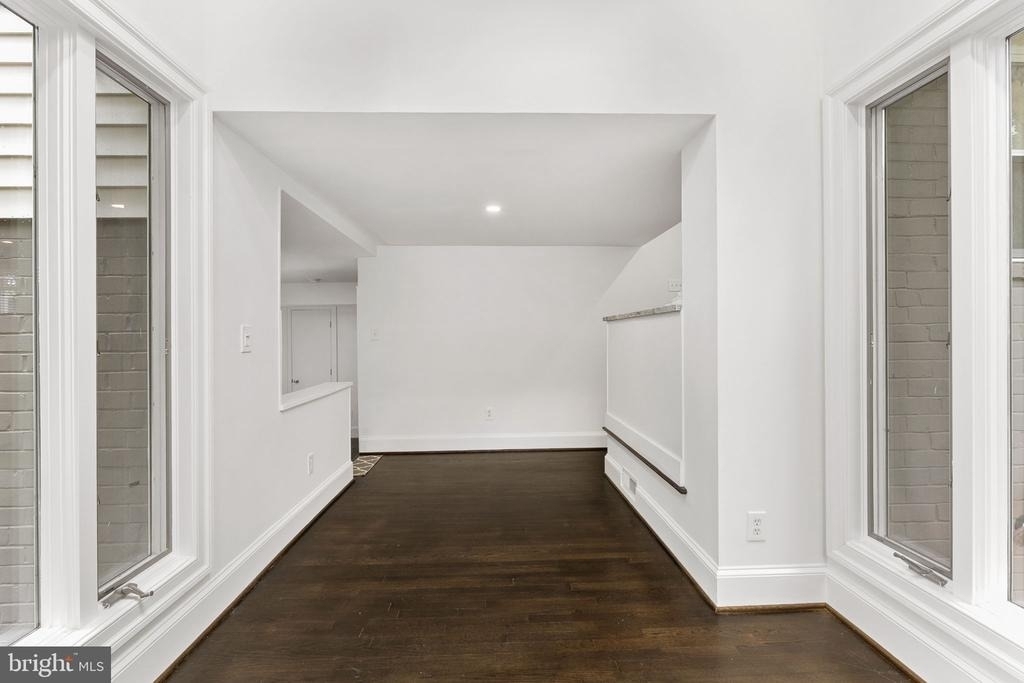 6901 Murray Lane - Photo 18