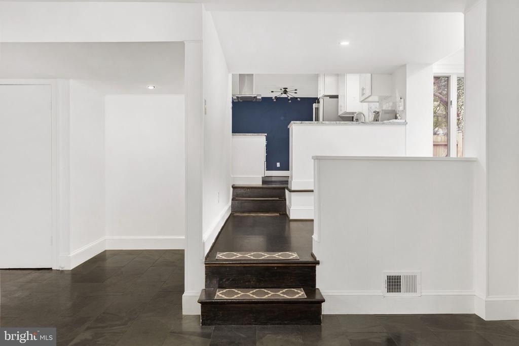6901 Murray Lane - Photo 13