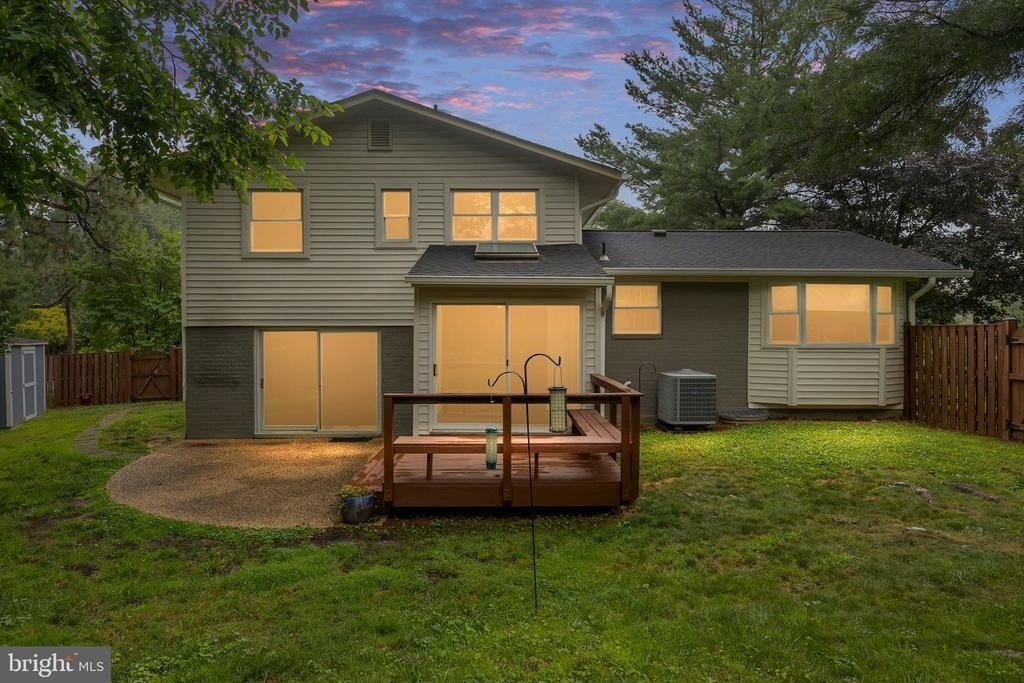 6901 Murray Lane - Photo 7