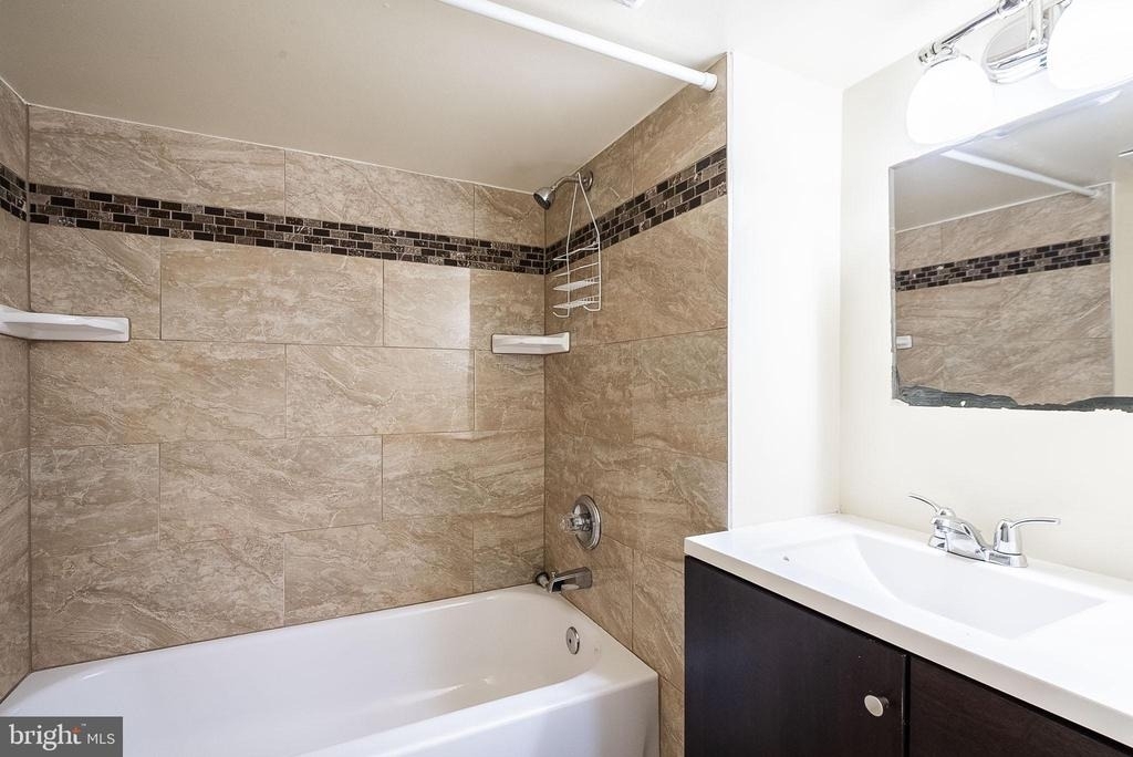 7746 Brandeis Way - Photo 8