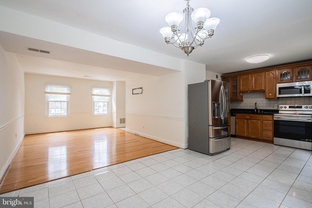 7746 Brandeis Way - Photo 18