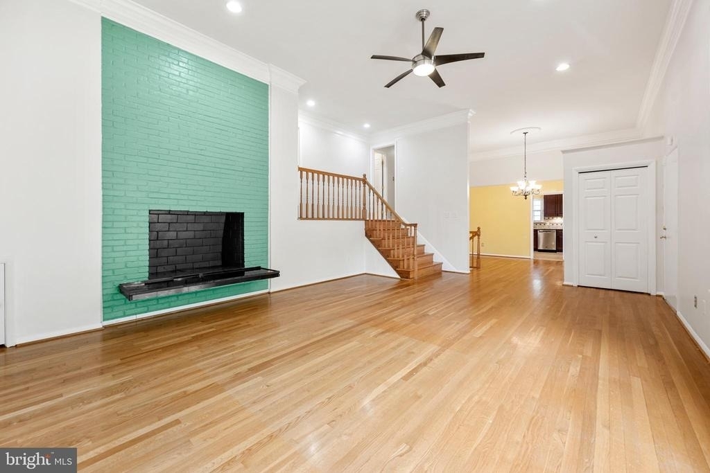 6711 Doane Avenue - Photo 3