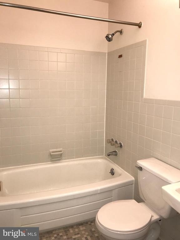 1101 Prince Edward Street - Photo 5