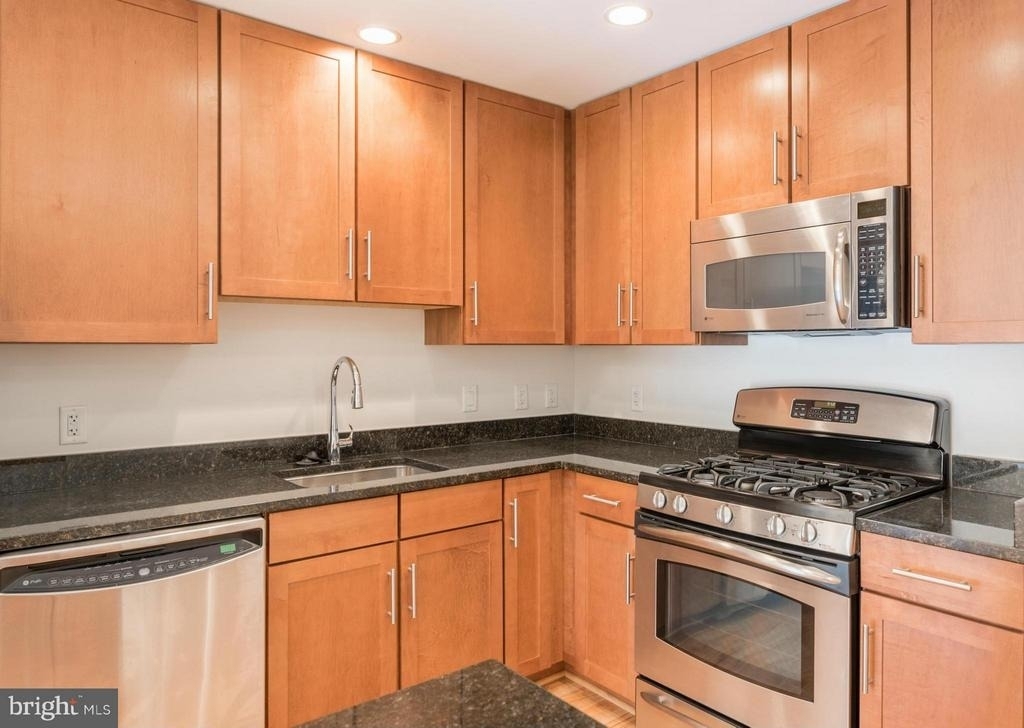 525 N Fayette - Photo 4
