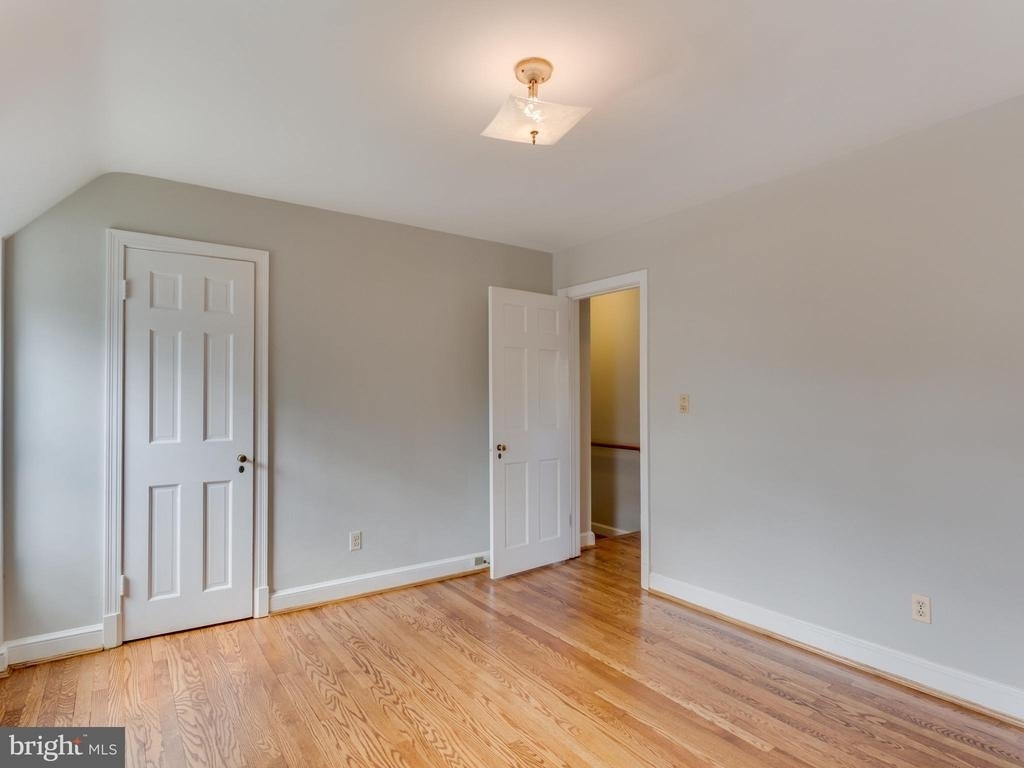 1045 N Monroe Street - Photo 28